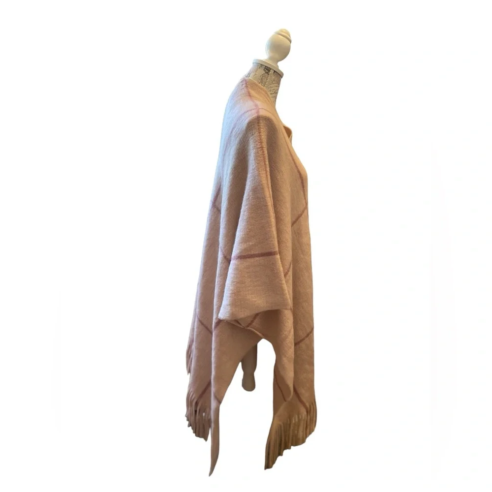 Authentic Vince Camuto Blush Wrap